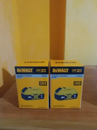 2 Baterías Dewalt XR 20V 6.0Ah DCB206