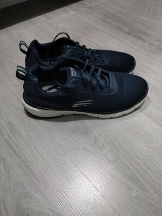 Zapatillas Skechers azul marino. Hombre, Talla 42