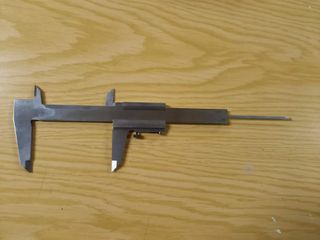 [94] Calibre o Pie de Rey