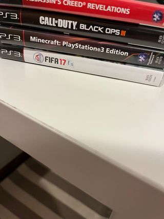 4 Giochi PS3: Call of Duty, FIFA 17, Minecraft