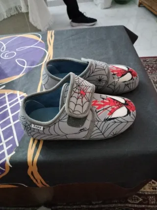 Pantuflas Spiderman Niños talla 34