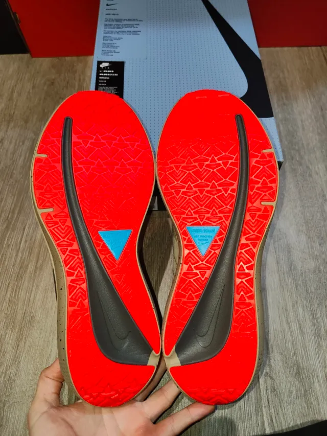 Nike Air Winflo Shield Talla 45 sin estrenar