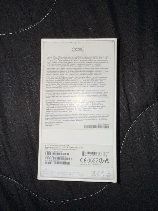 iPhone 7  Apple – 32GB – Gold