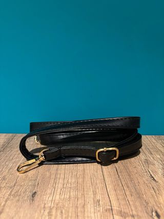 Borsa atracolla trapuntata con tracolla rimovibile