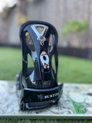 Botas y fijaciones Burton + tabla Salomon