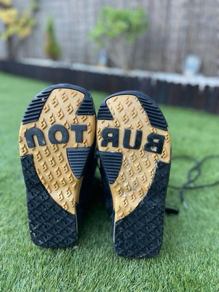 Botas y fijaciones Burton + tabla Salomon