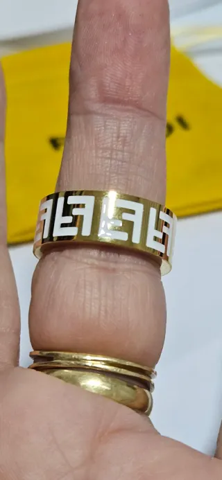 Anillo Fendi talla 7