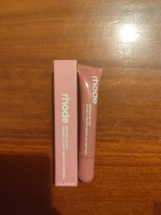 Rhode Peptide Lip Tint Bálsamo Labial Salty Tan.