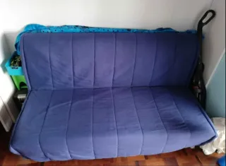 Divano letto blu in tessuto trasformabile