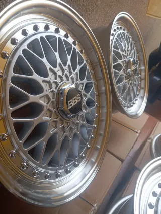 Llantas tipo BBS RS 17X7.5 ET35 5x100/5x114