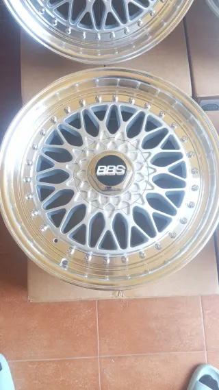 Llantas tipo BBS RS 17X7.5 ET35 5x100/5x114