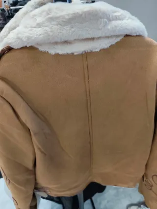 Chaqueta Camel Antelina Borrego Bordada