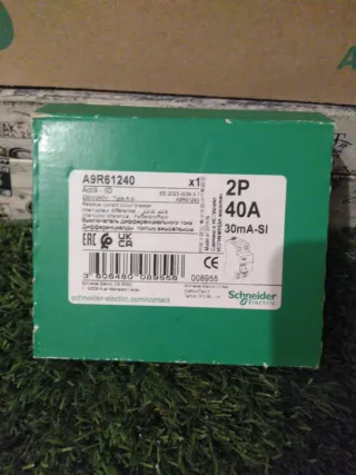 40A-si Superinmunizado Diferencial Schneider A9R61