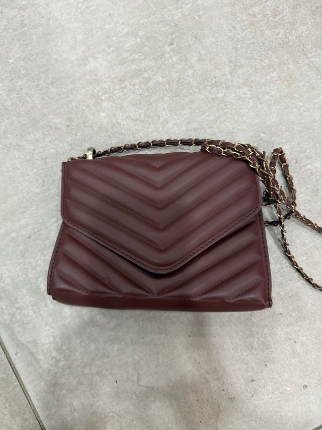 Borsa donna marrone con tracolla a catena