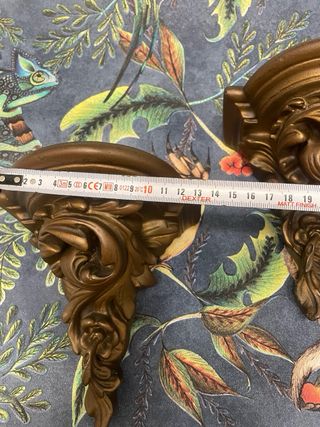 pareja de ménsulas escayola antigua