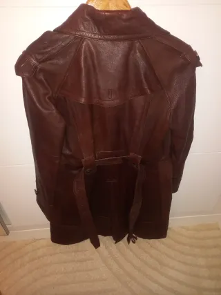 Abrigo de piel marrón