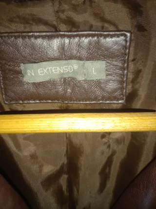 Abrigo de piel marrón