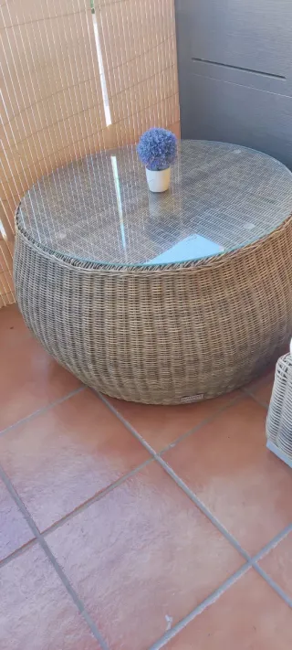 Mesita y taburete mimbre cristal Maisons du monde