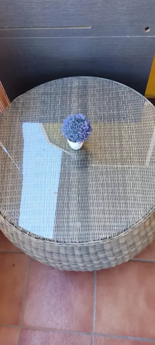 Mesita y taburete mimbre cristal Maisons du monde