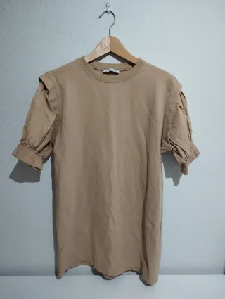 Camiseta Pull&Bear manga abullonada beige S