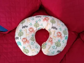 Cuscino allattamento neonato "Chicco - Boppy".