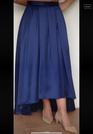 Falda de raso ceremonia color azul noche