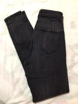 Pantalones vaqueros negros