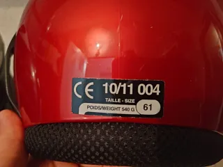 Cascos de Snowboard Cebé Rojo y azul.