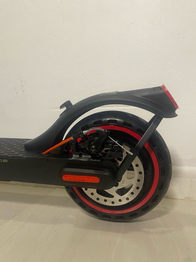 Patinete Eléctrico i9 30km/h y 30km Autonomía