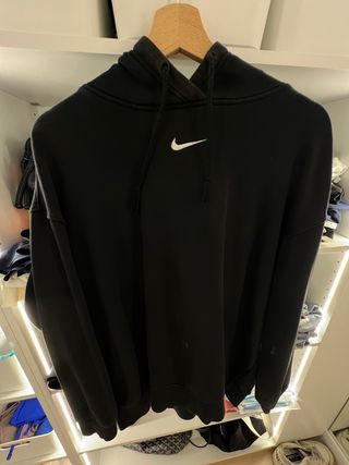 Sudadera Nike con capucha