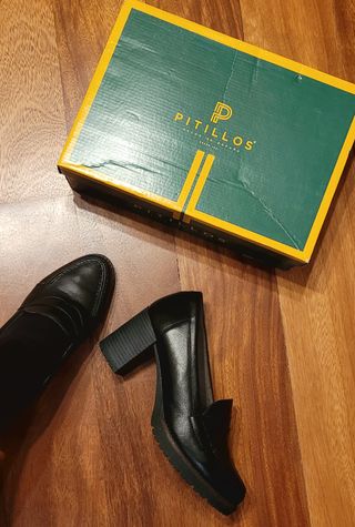 Zapatos de piel Pitillos