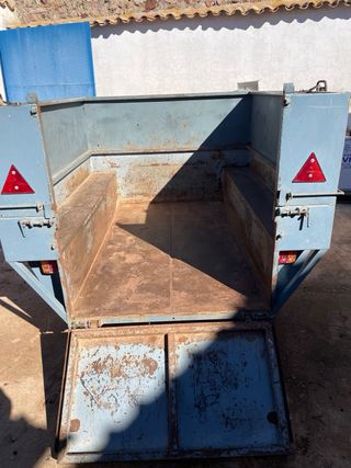 Remolque / Carro/ carrillo en buen estado