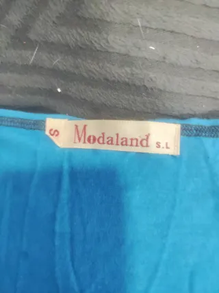 Camiseta manga larga azul y amarilla