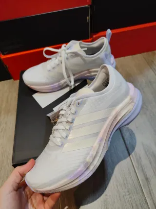 Adidas Moveboost W ligeras Talla 39 sin estrenar