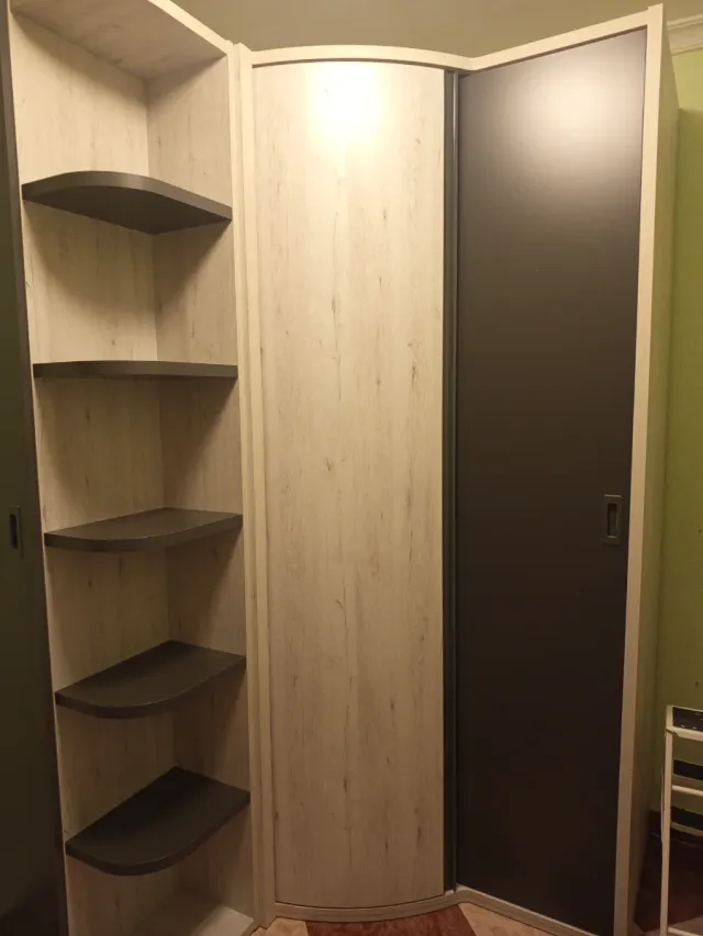 Armario modular beige y gris