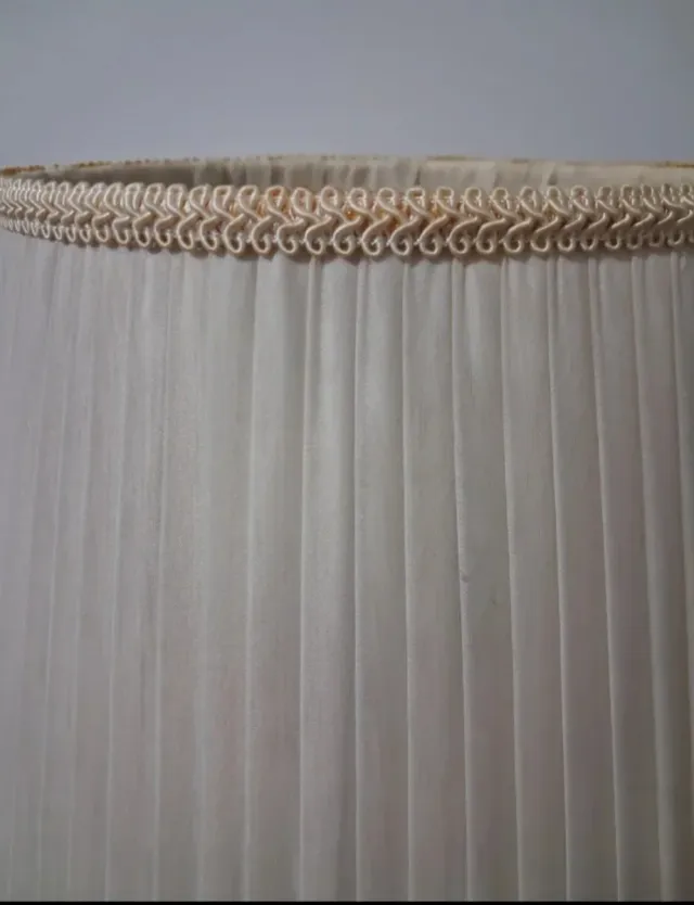 Pantalla lámpara vintage plisada beige
