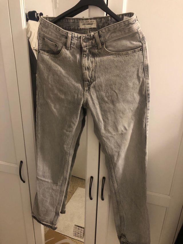 Pantalones Baggy Grises