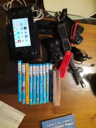 Nintendo Wii U + 14 juegos y accesorios