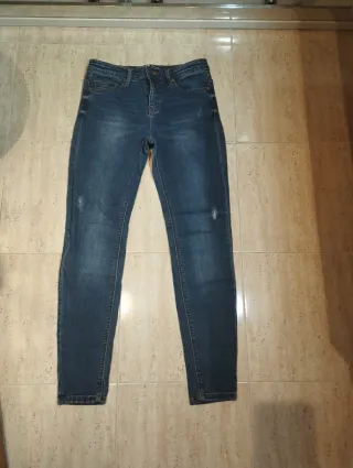 Pantalón vaquero Stradivarius mujer Talla S