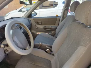 Hyundai Accent 2000