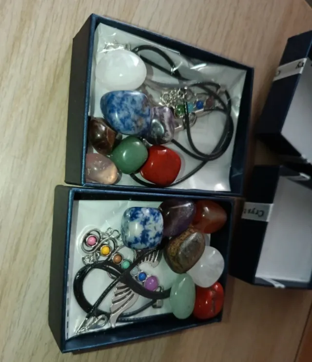 Lote piedras naturales con caja organizadora