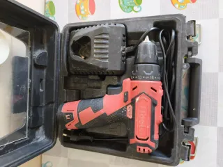 Taladro Eléctrico XTools con Cargador