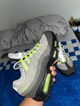Nike Air Max bambas grises y verdes
