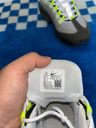 Nike Air Max bambas grises y verdes