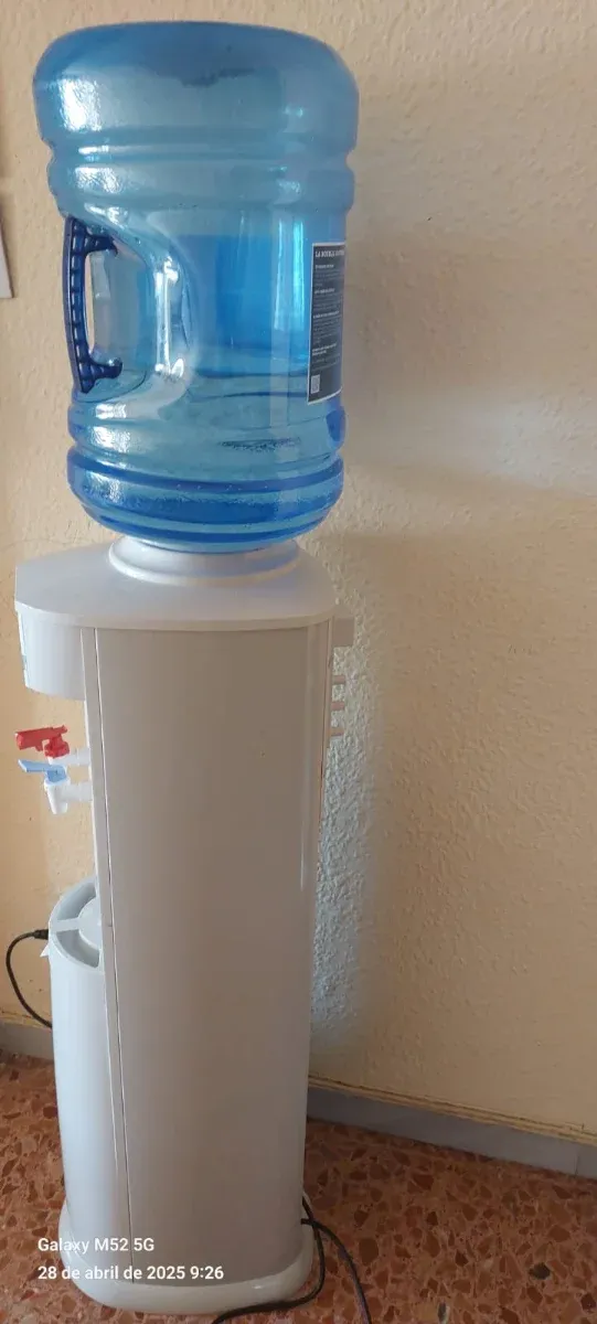 Dispensatore Acqua Fredda/Calda