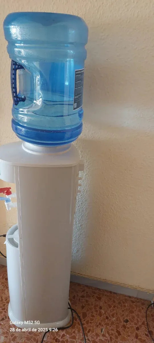 Dispensatore Acqua Fredda/Calda