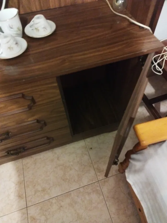 Armario salón 3 cajones madera