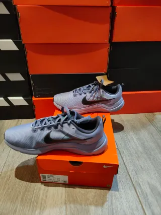 Nike Downshifter 12 violetas Talla 44 sin estrenar