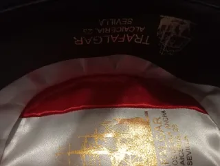 Sombrero español azul muy oscuro