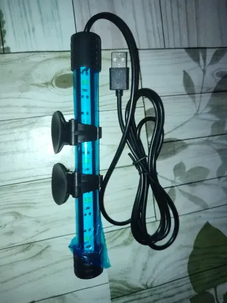 Luz LED Acuario y Casa Piña Resina